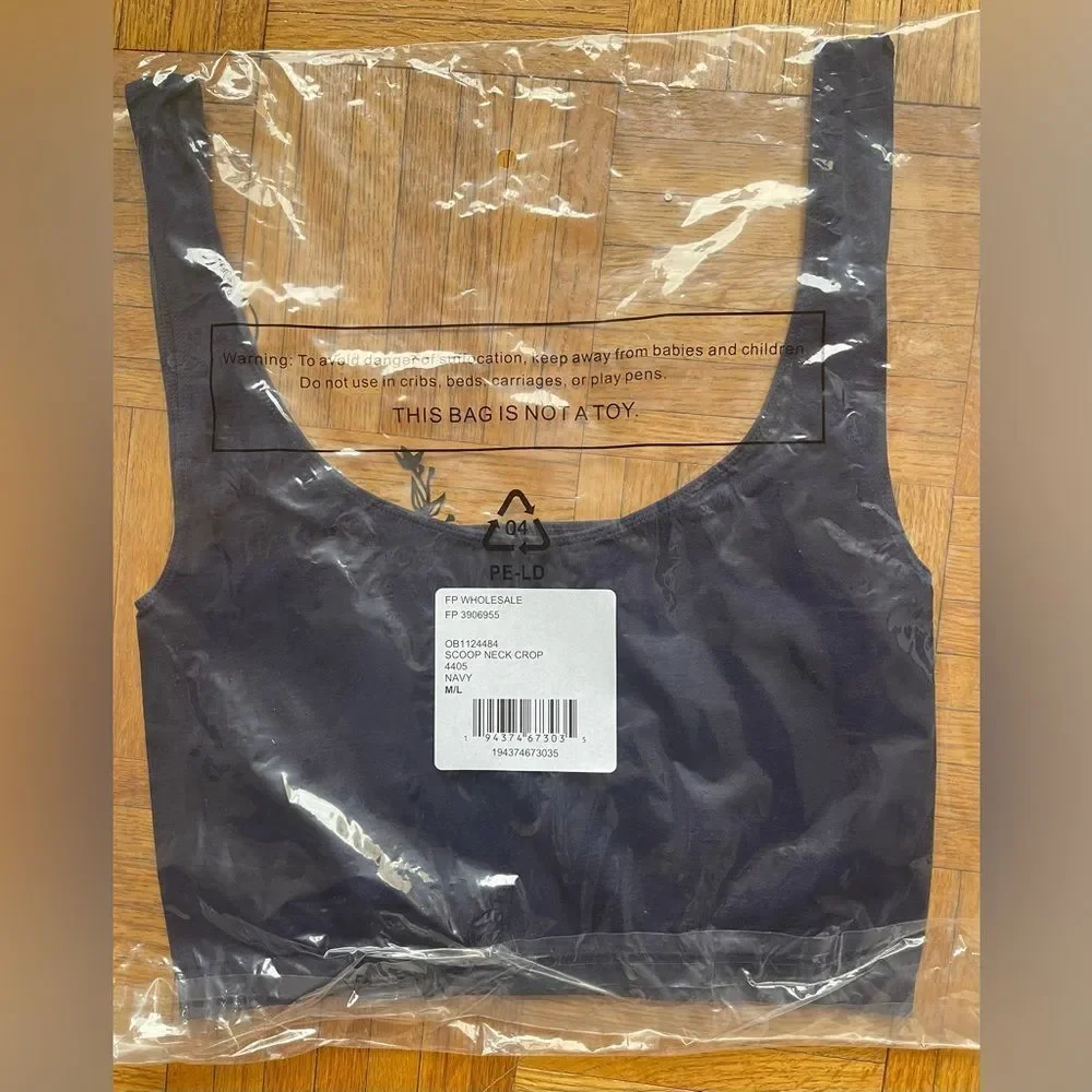 Free People Scoop Neck Crop Top Navy Size XS/S NWT
